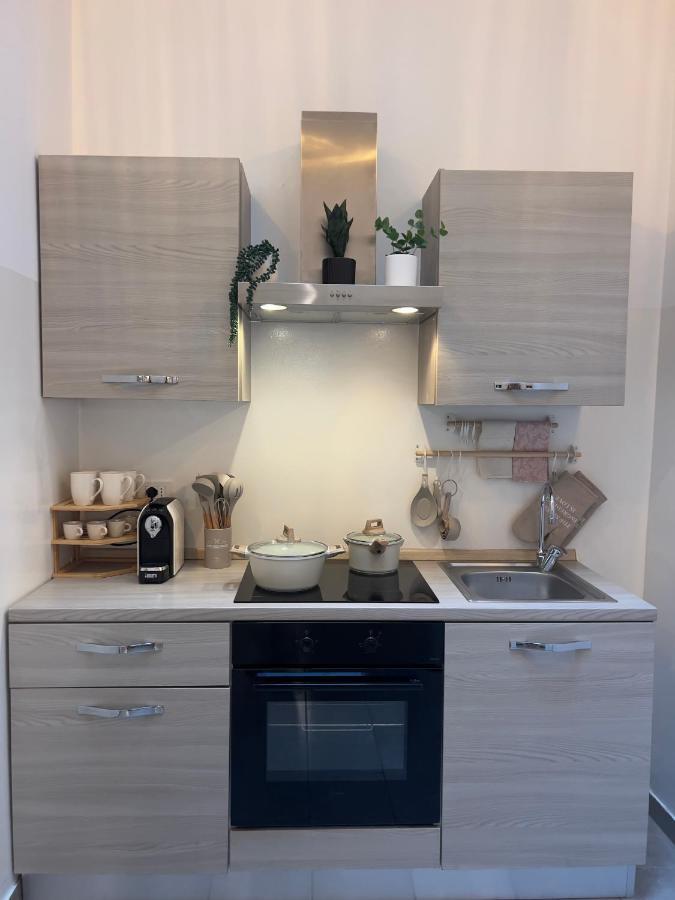 Regina Milano In Porta Romana 3 - Sky Tv, Wifi & Breakfast Box Apartment Ngoại thất bức ảnh