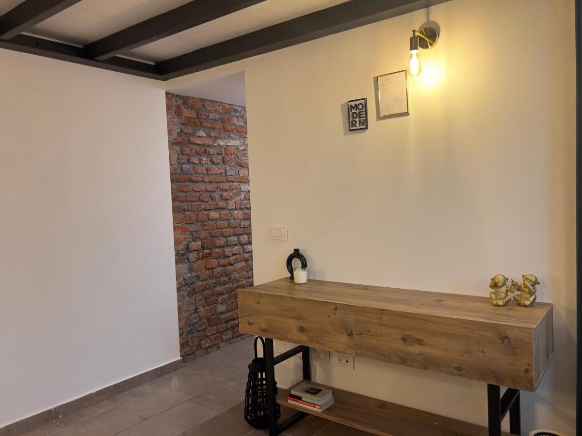 Regina Milano In Porta Romana 3 - Sky Tv, Wifi & Breakfast Box Apartment Ngoại thất bức ảnh