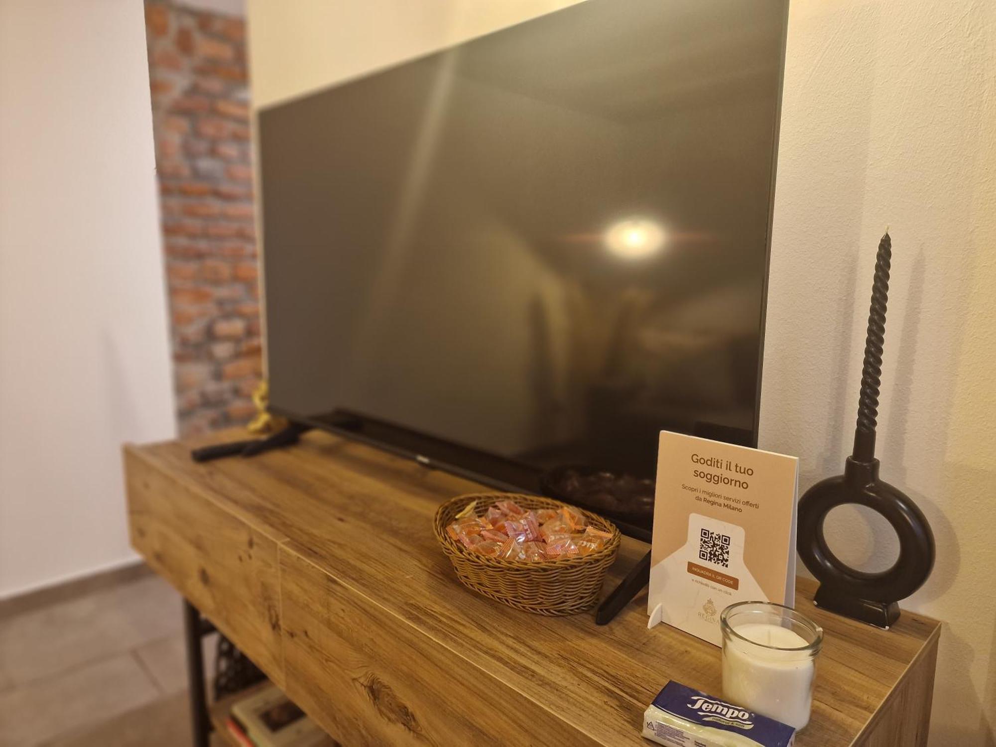 Regina Milano In Porta Romana 3 - Sky Tv, Wifi & Breakfast Box Apartment Ngoại thất bức ảnh